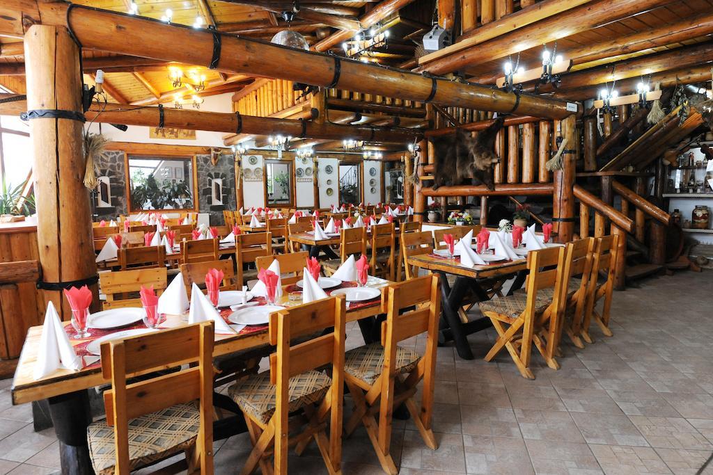 Gura Diham Hotel Busteni Exterior photo